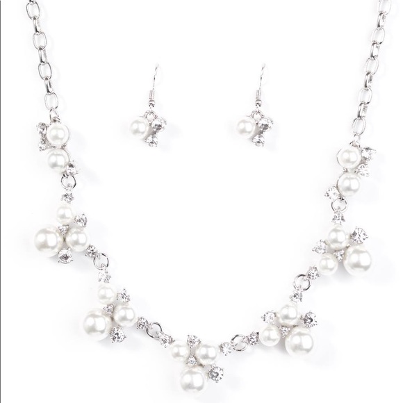 Paparazzi Pearl Necklace | Poshmark